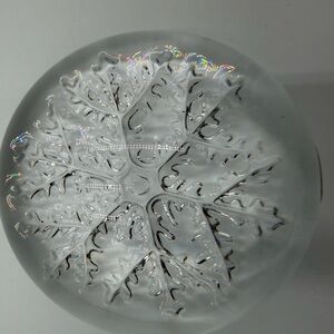 Vintage Cristal France 24% lead crystal snowflake paperweight
